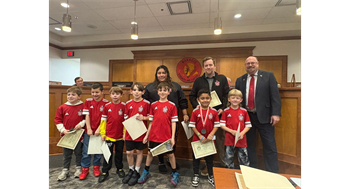 Flight Winner U9B Red